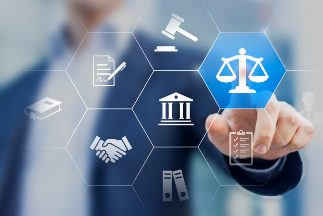 O Tribunal Regional do Trabalho (TRT) de São Paulo manteve a demissão por justa causa de um funcionário que encaminhou dados sigilosos da empresa para o seu e-mail pessoal.  Os desembargadores da 1ª Turma entenderam que, apesar de ele não ter repassado as informações a terceiros, deveria ser validada a penalidade, por descumprimento das regras da empresa.