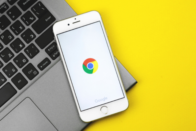 Na última quinta-feira, o Google disparou patches de emergência para resolver problemas de segurança em seu navegador Chrome. Um deles, diz que as falhas de Zero Day estão sendo ativamente exploradas.
